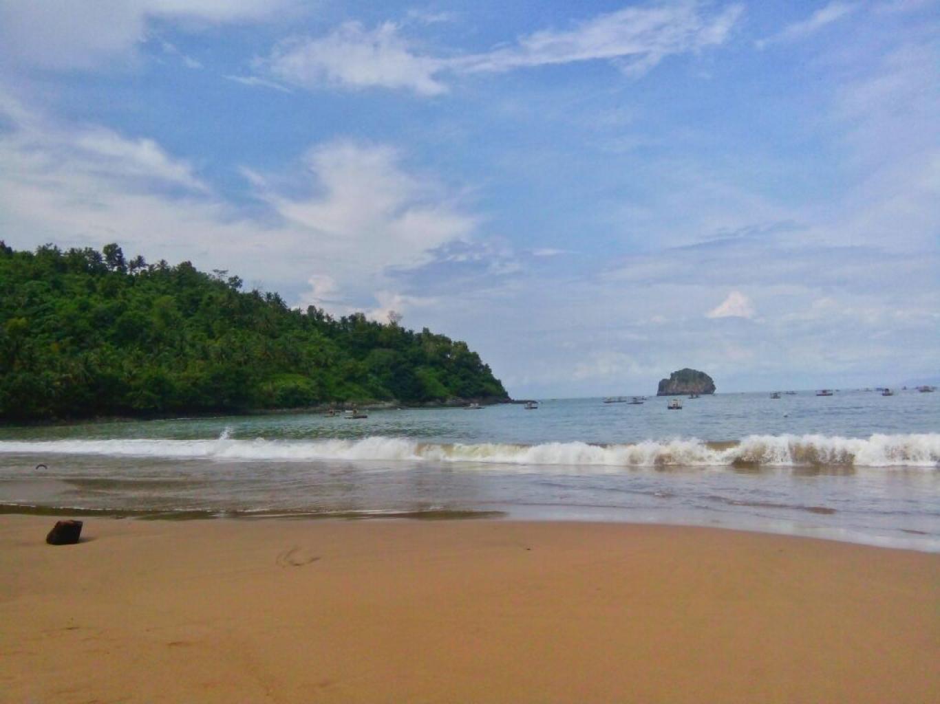 Objek Wisata Pantai Konang, Joketro dan Kuyon - Website Desa Nglebeng